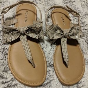 Torrid  bow sandals